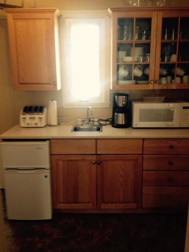 Mackenzie House Tourist Home B&B