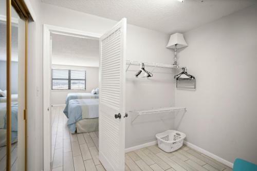 405 Beach Place Condos