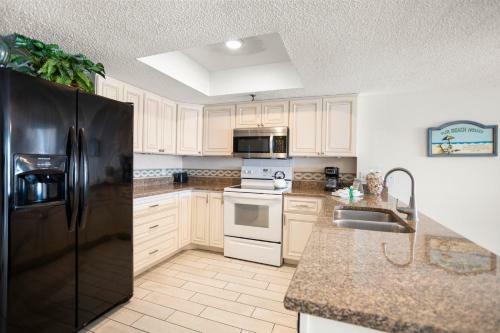 405 Beach Place Condos