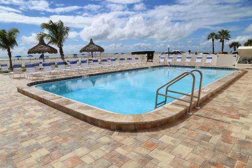 411 Beach Place Condos
