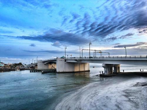 335 Surf Song Resort