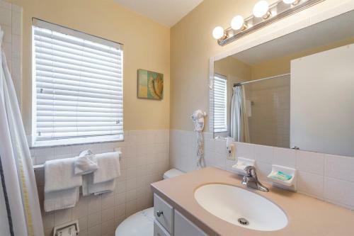 335 Surf Song Resort