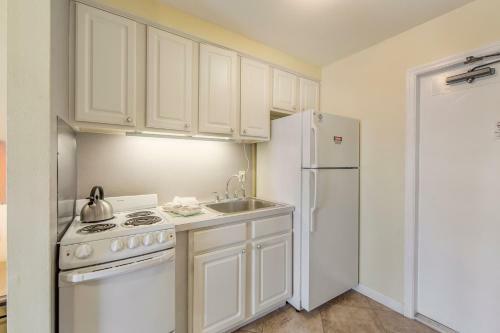 335 Surf Song Resort