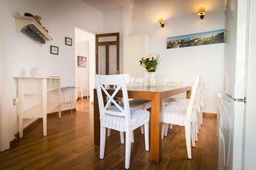Villa In Center Fuengirola With Pool And Close Beach