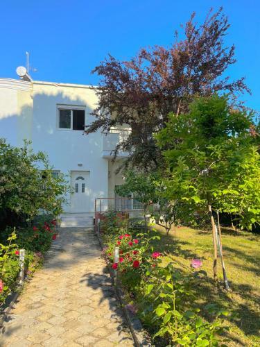 Sea La Vie Villas