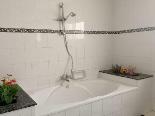 Apartamento Nirvana Arthouse 2km From Lca Center