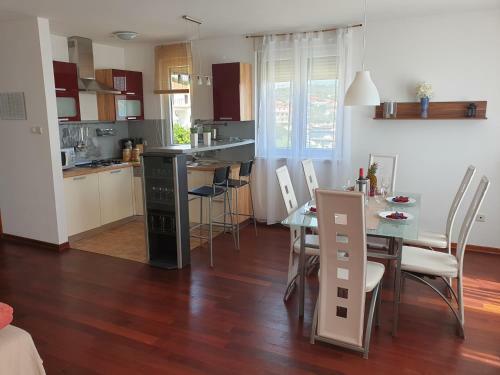 Casa Del Papa Apartments