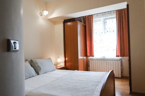 Villa Troya Apartments & Studios