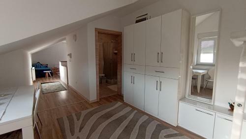 Apartmani Jovanovi?