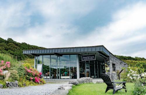 Matthews Traditional Holiday Cottage
