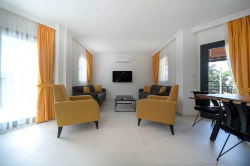 Villa Ayvaz 3 Tripleks