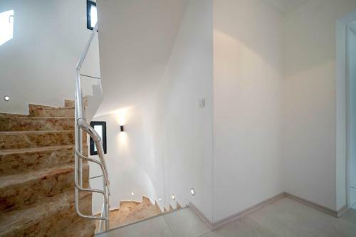 Villa Ayvaz 3 Tripleks