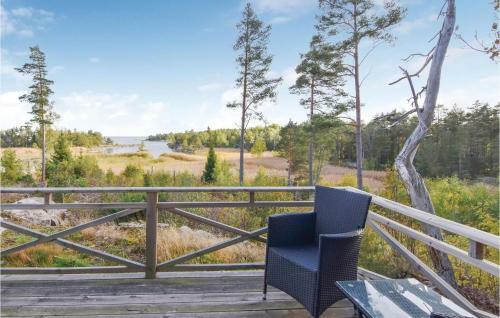 Three-bedroom Holiday Home In Animskog