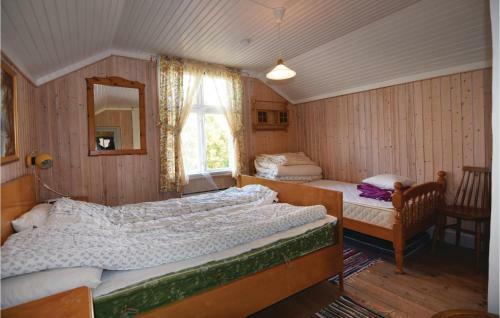 Four-bedroom Holiday Home In Arjang