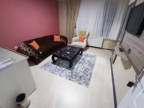 Apartamento M?lenyum House Su?t