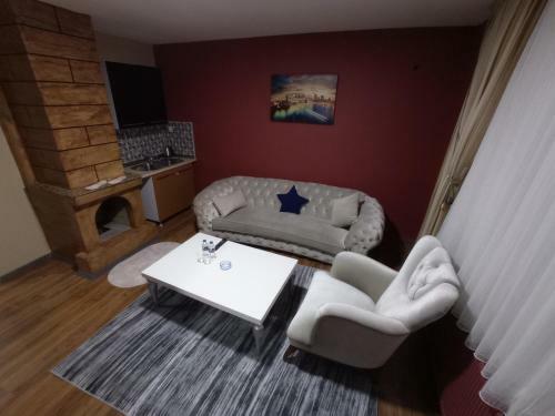 Apartamento M?lenyum House Su?t