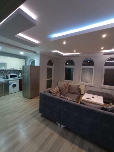 Apartamento M?lenyum House Su?t