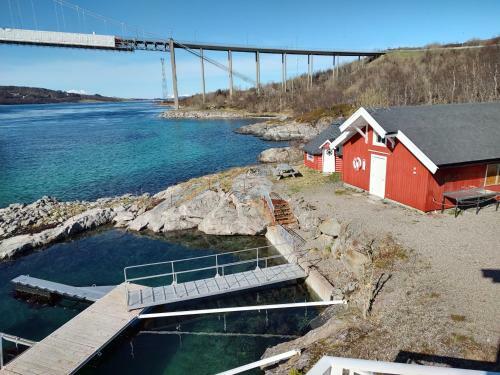 Tjeldsundbrua Sj�hus 1