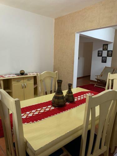 Casa Com Ar Condicionado Perto Da Bas�lica Com Garagem
