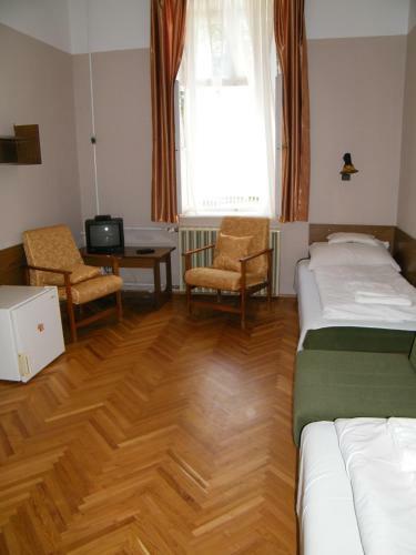 Hostal Kiss Villa