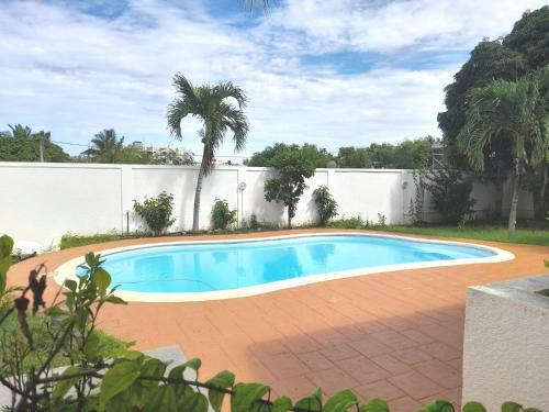 Charmante Villa Avec Piscine Proche Plage
