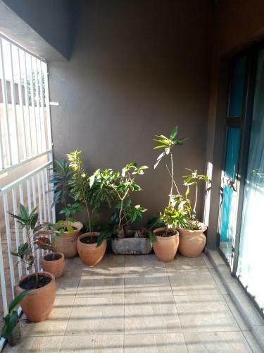 Victoria Falls Budget Holiday House