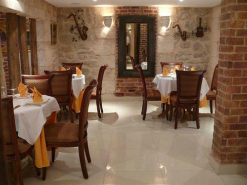 Hotel H�tel C�sar Palace