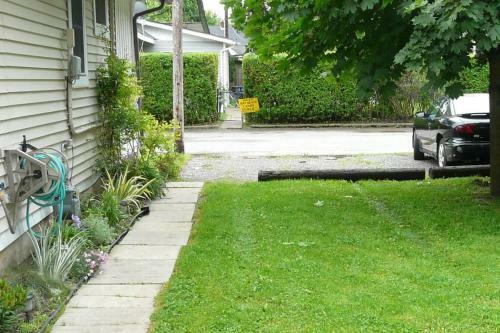 A Crystal Beach Cottage -rent All Year- Since 2010