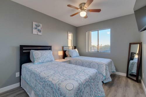 Phoenix Gem With Sparkling Heated Pool And Newly Remodeled! Home