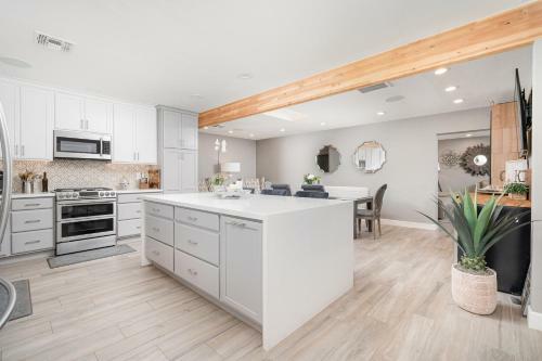 Azvh Valencia Gardens