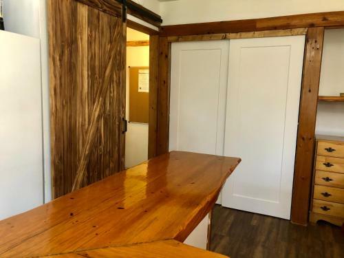 Sierra Mountain Lodge - Yosemite