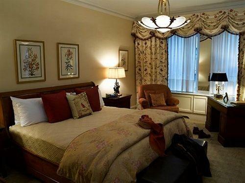 Hotel The Sherry Netherland