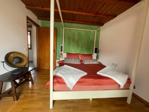 Apartamento Losone: Casa L�ssi