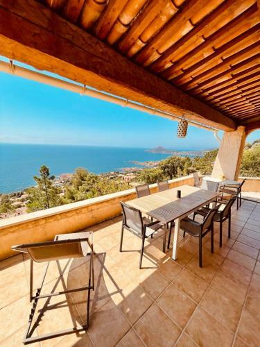 Magnifique Villa Piscine Climatis� Vue Mer Ref Villa Eucalyptus