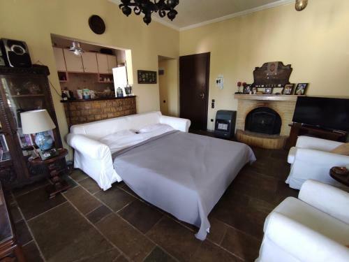 Entire Home Near Athens For Short Vacations