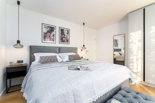 Cosmopolitan Apartment