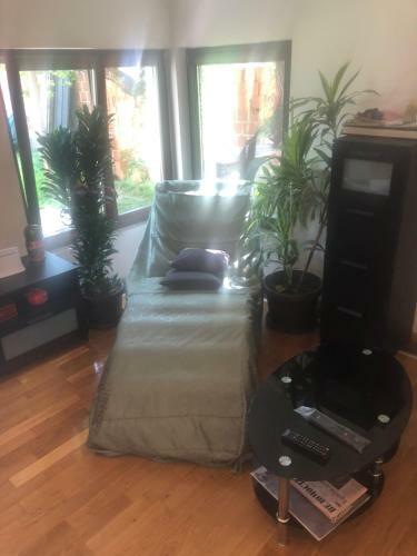 Apartamento Cosy Studio Unit In The House, Separated Entrance