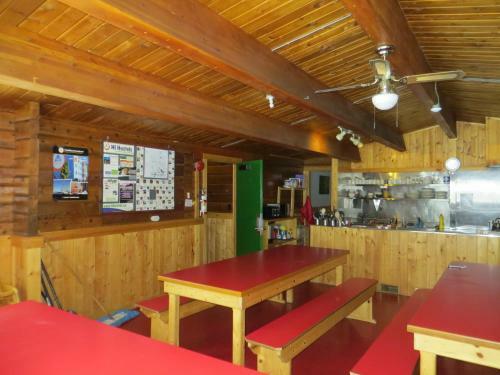 Hi-kananaskis Wilderness Hostel
