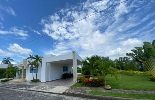 Casa Piscina Santa Ana
