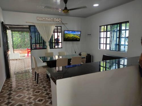 Villa Se Alquila Casa Quinta Con Piscina Privada Y Jacuzzi.