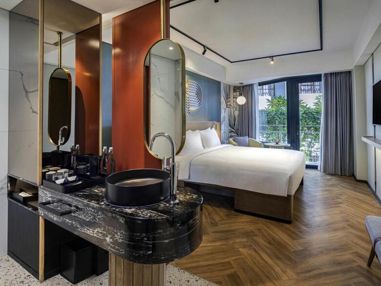 Hotel Tribe Bali Kuta Beach