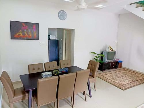 Maryam Homestay Chendering