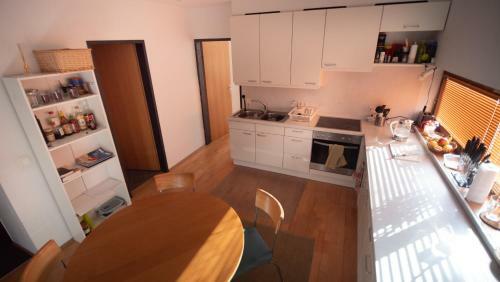 Spacious And Bright Room With Epic Balcony