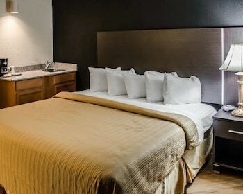 Hotel Quality Inn At Eglin Afb