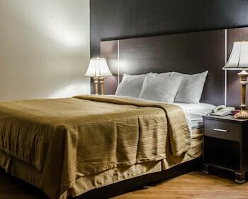Hotel Quality Inn At Eglin Afb