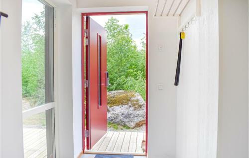 Nice Home In Holmsj� With Sauna And 3 Bedrooms