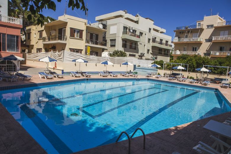 Oscar Hotel & Apartments