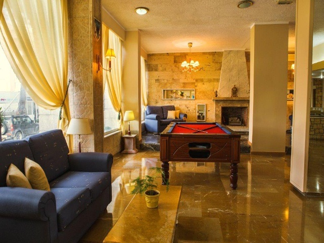 Oscar Hotel & Apartments