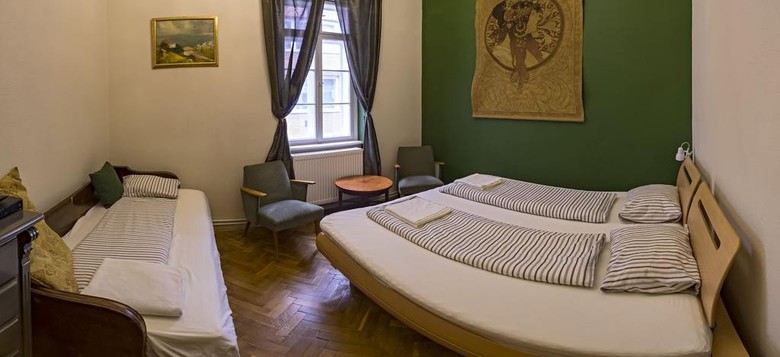 Santico Art Hostel And Guesthouse