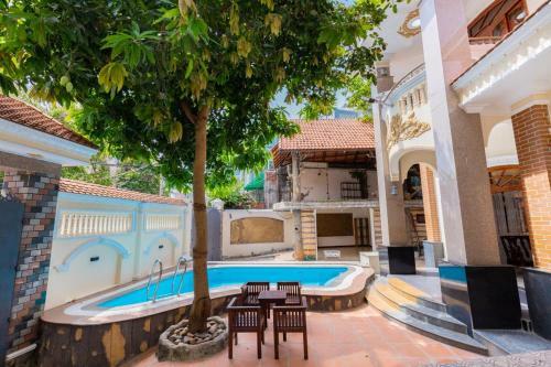 Villa H? B?i Phan Chu Trinh B�i Sau